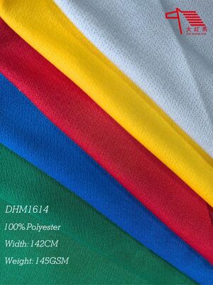 Goede prijs 145GSM polyester mesh-stof, ademend lichtgewicht klein mesh-patroon voor sportkleding online