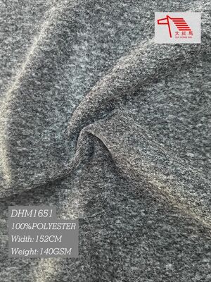 Buen precio Jersey catiónico ligero de secado rápido de tela que absorbe la humedad 145GSM para ropa deportiva en línea